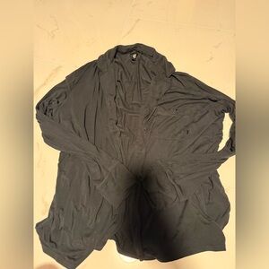 Skims soft lounge sleep top. ( bad pic. Great condition